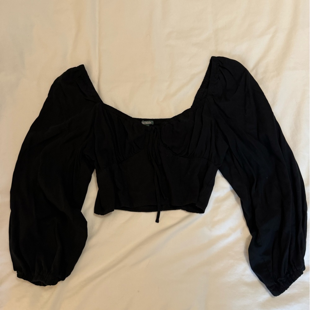 Wild Fable black long sleeve cropped shirt